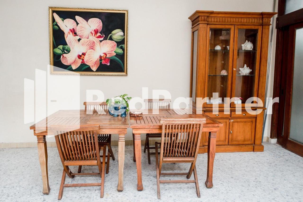 Hotel Mango House Semarang Redpartner Zewnętrze zdjęcie