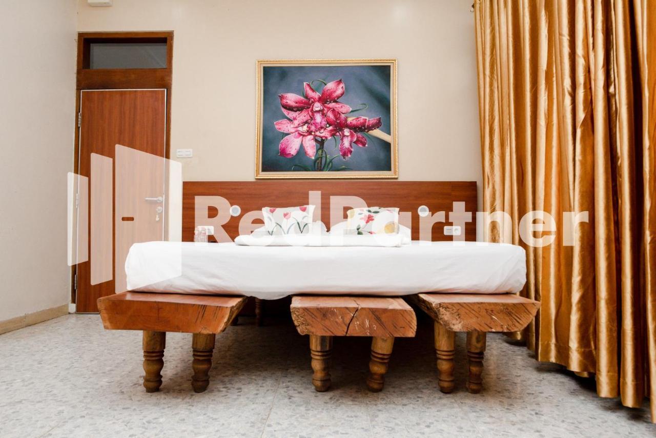 Hotel Mango House Semarang Redpartner Zewnętrze zdjęcie