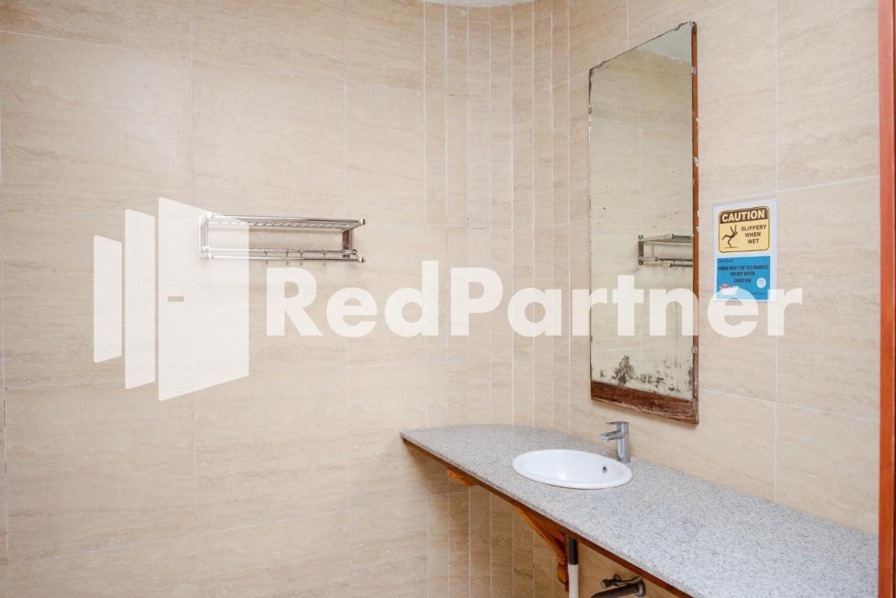 Hotel Mango House Semarang Redpartner Zewnętrze zdjęcie